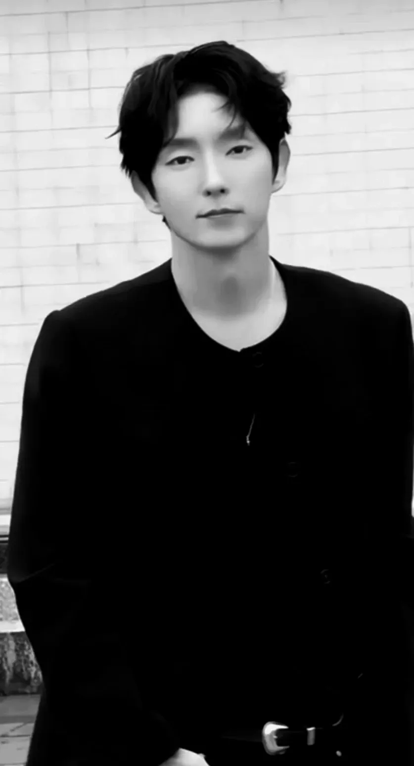 李準基的最新照片