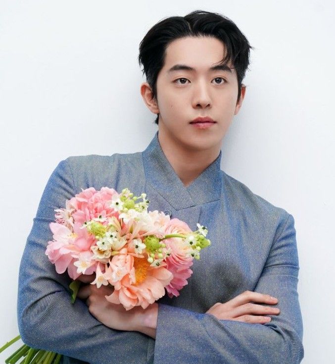 Hottest celeb community feed today