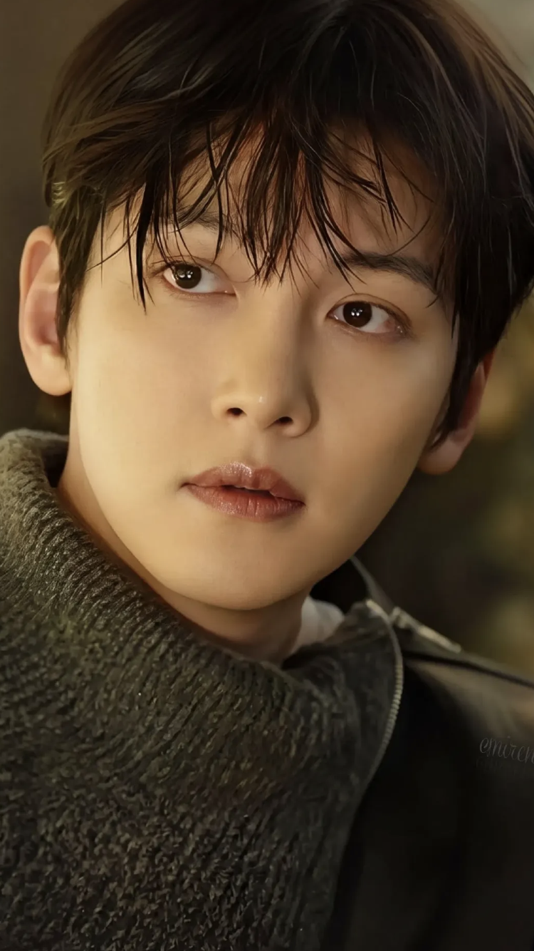 Latest photo of Ji Changwook