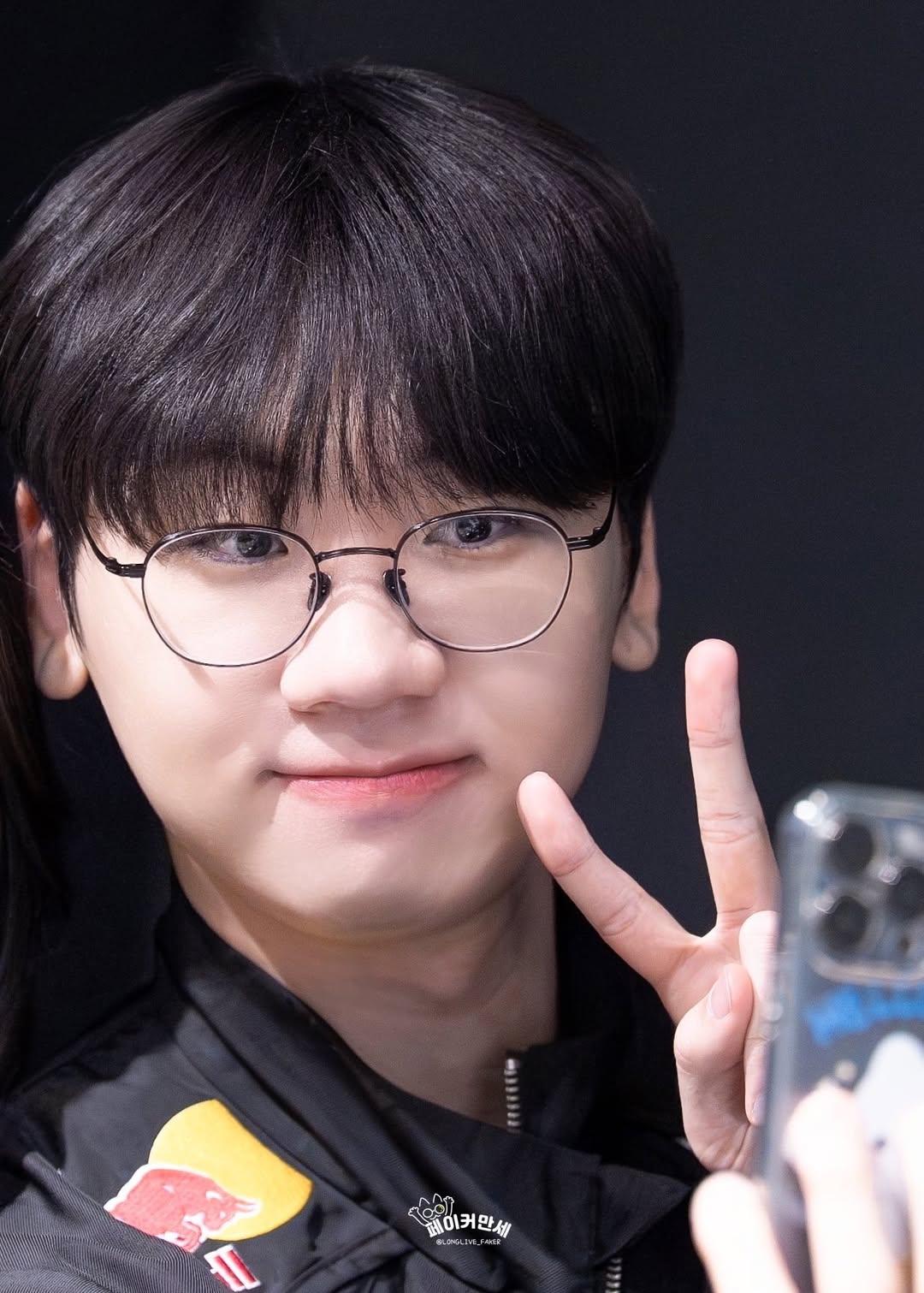 Behind-the-scenes cut of Doran