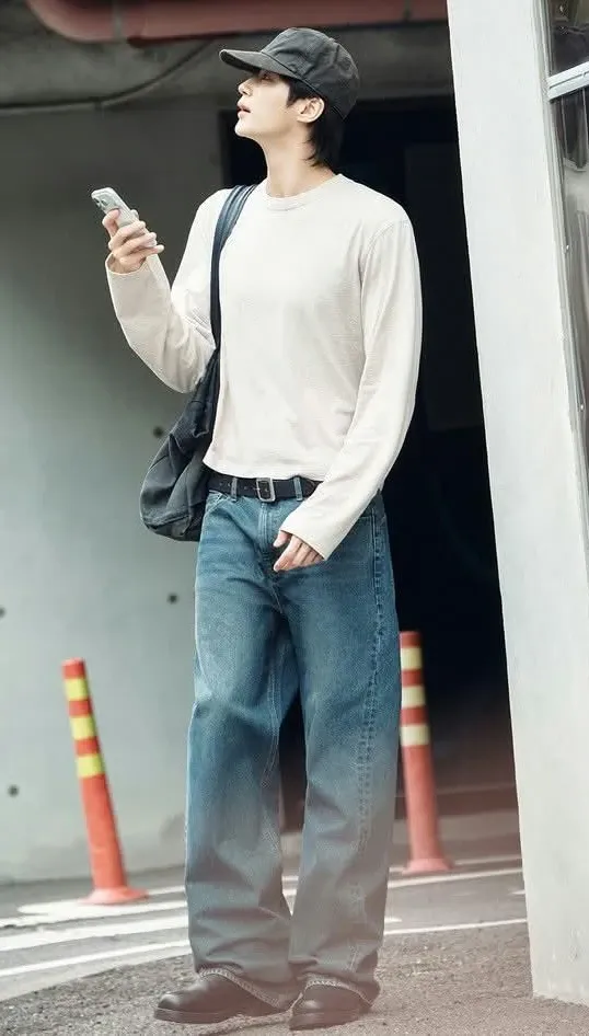 Latest photo of Byeon Wooseok