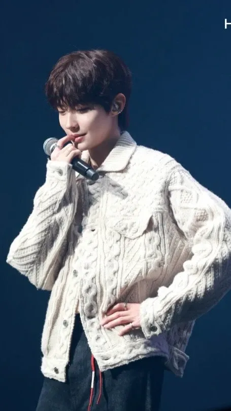 Latest photo of Hwang Inyoup