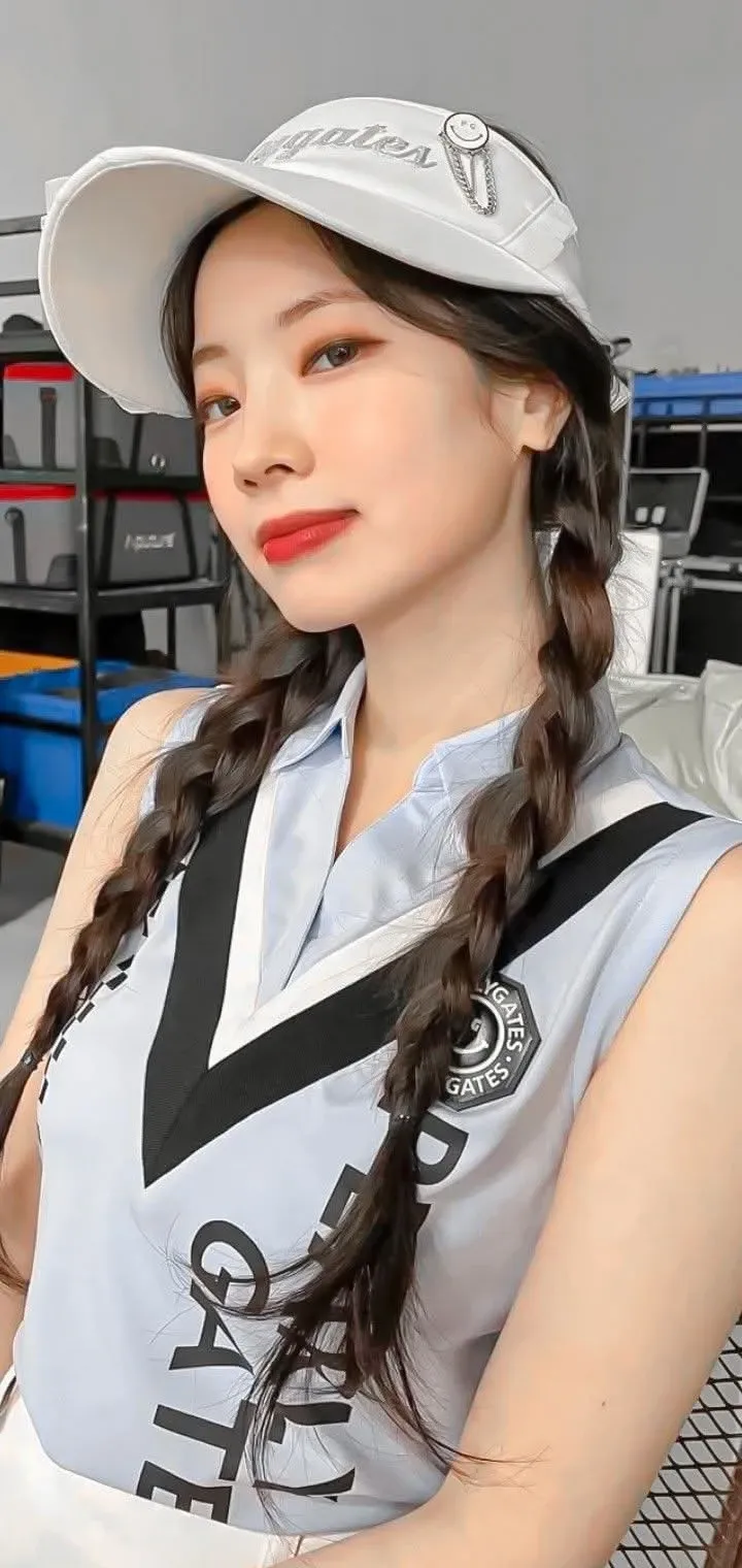 다현 커뮤니티에서 인기있는 오늘의 배경화면