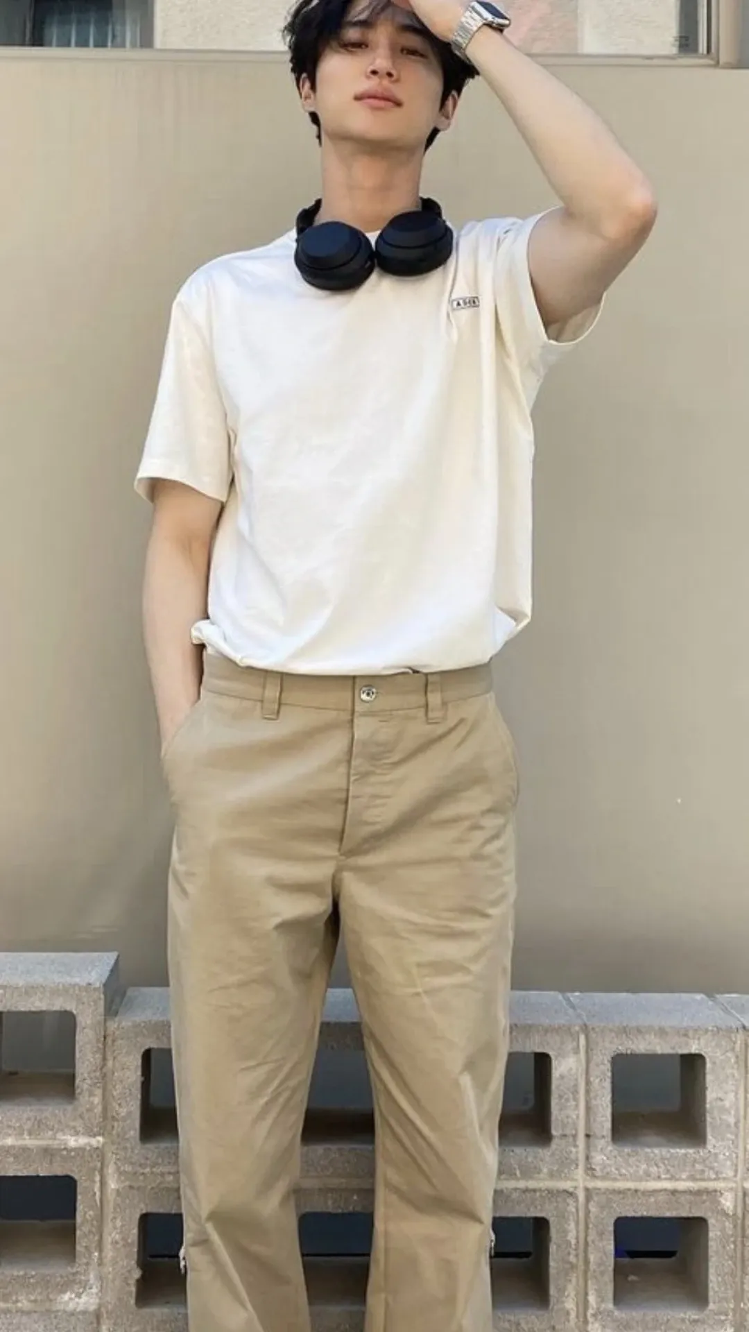 Emotional wallpaper shared by fans for Byeon Wooseok