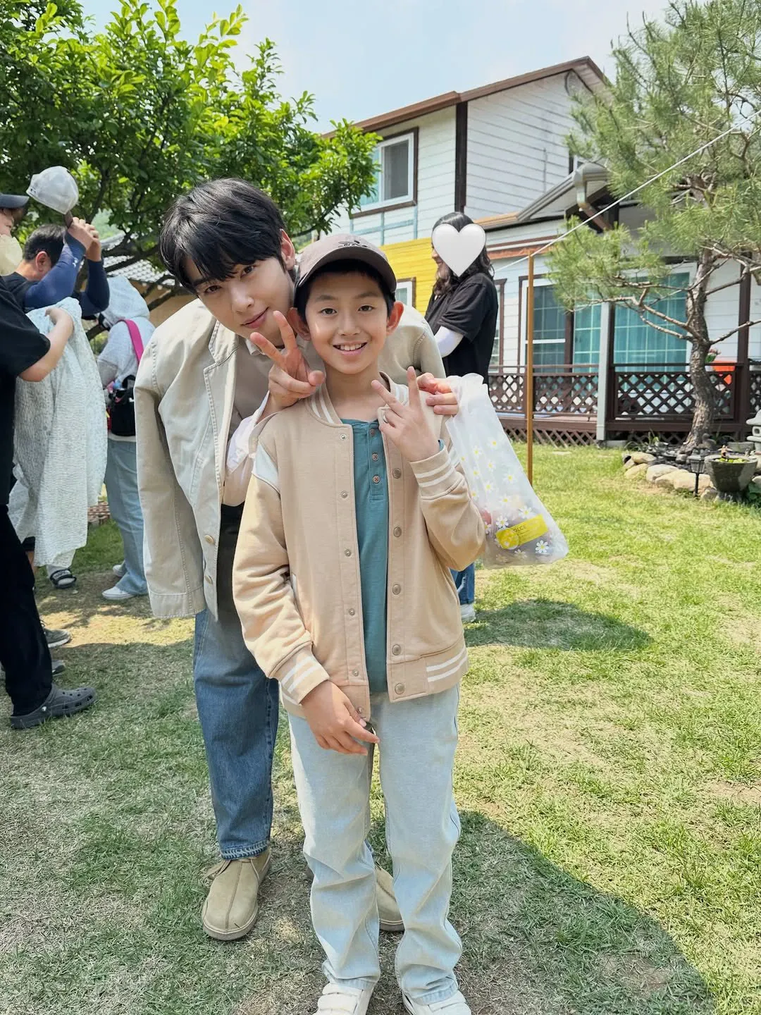 Recent activity shot of Cha Eunwoo