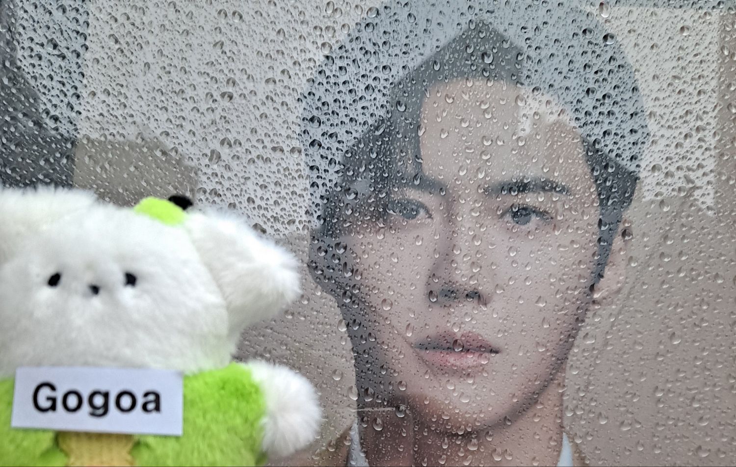 Behind-the-scenes cut of Kim Seonho