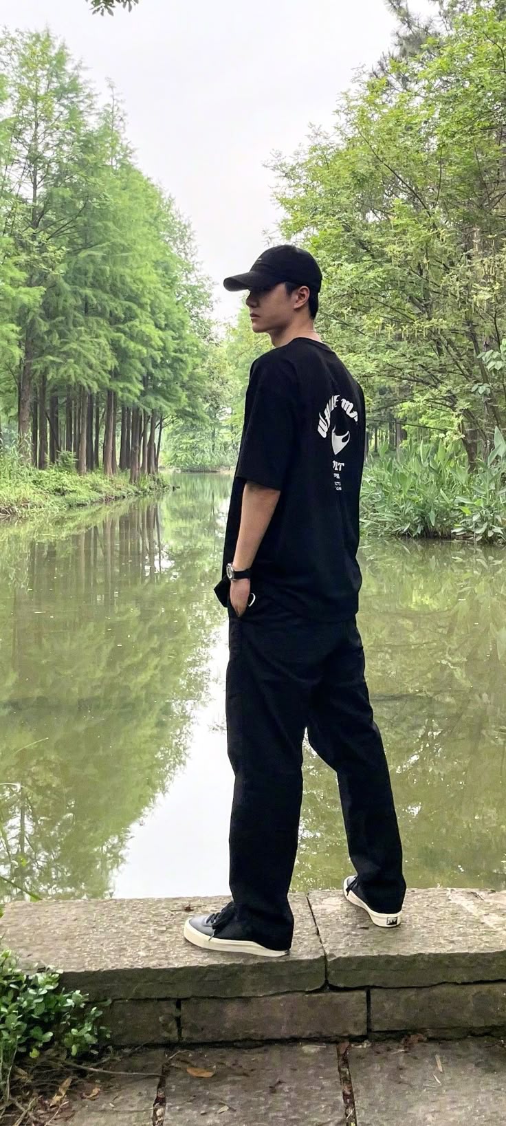 王一博社区今日人气壁纸