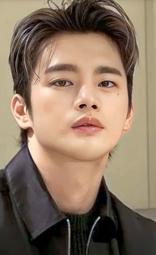 ソ・イングクの最近の活動ショット