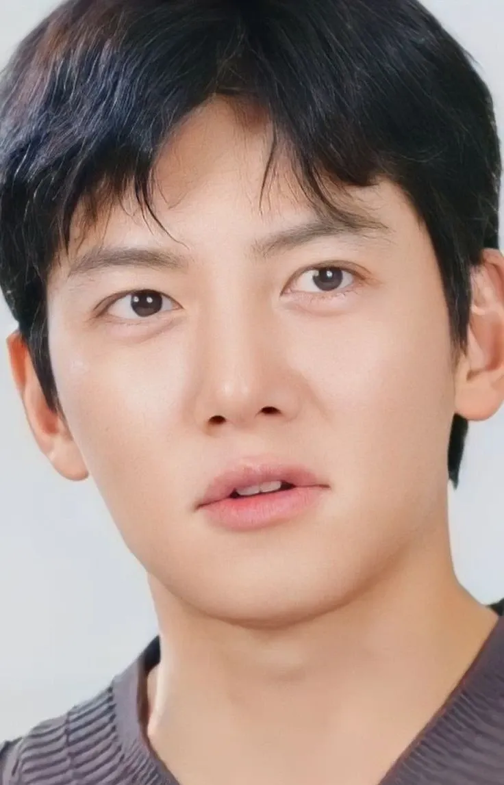 Recent activity shot of Ji Changwook