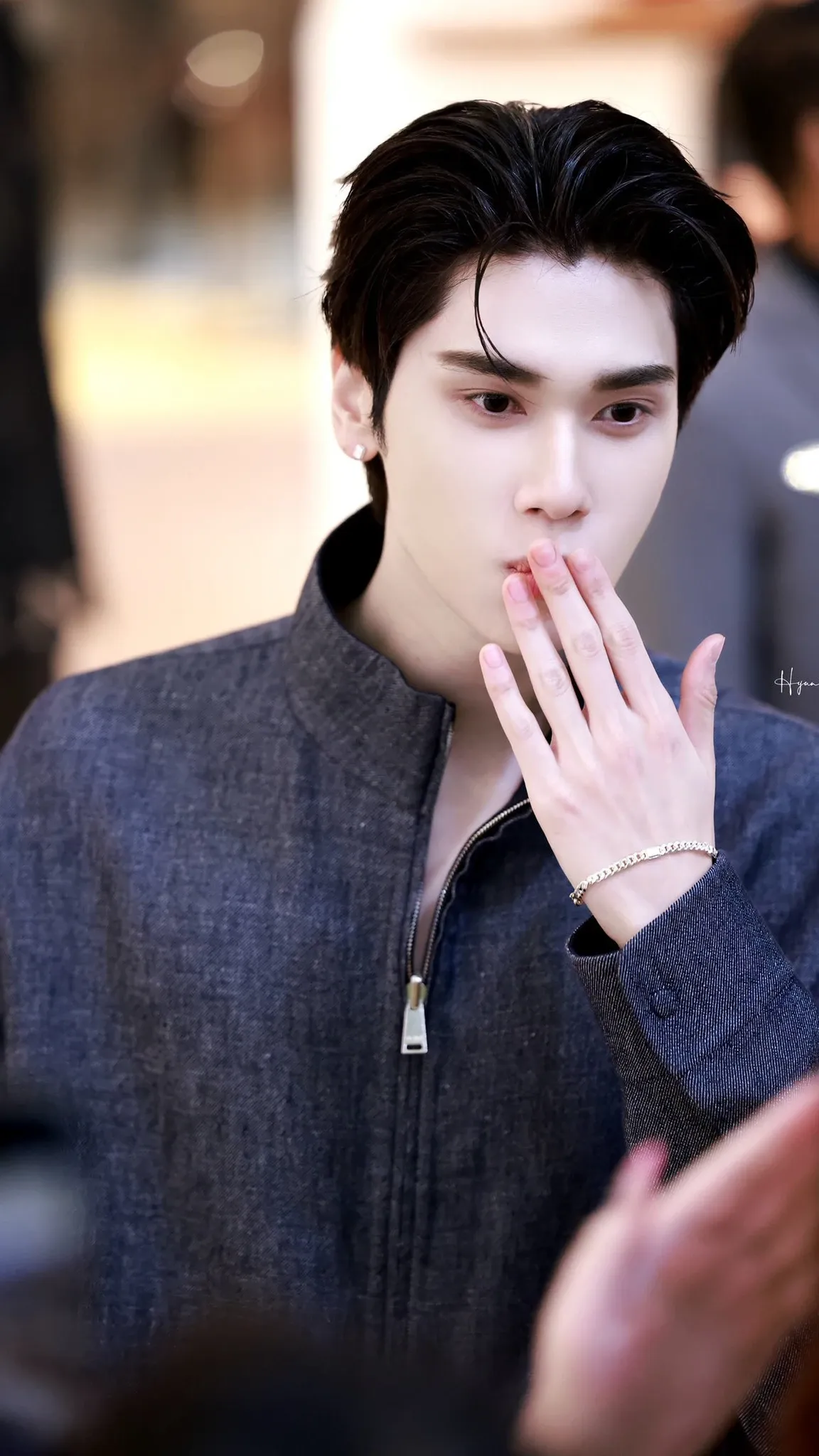 Representative background image loved by Dunk Natachai Boonprasert fandom