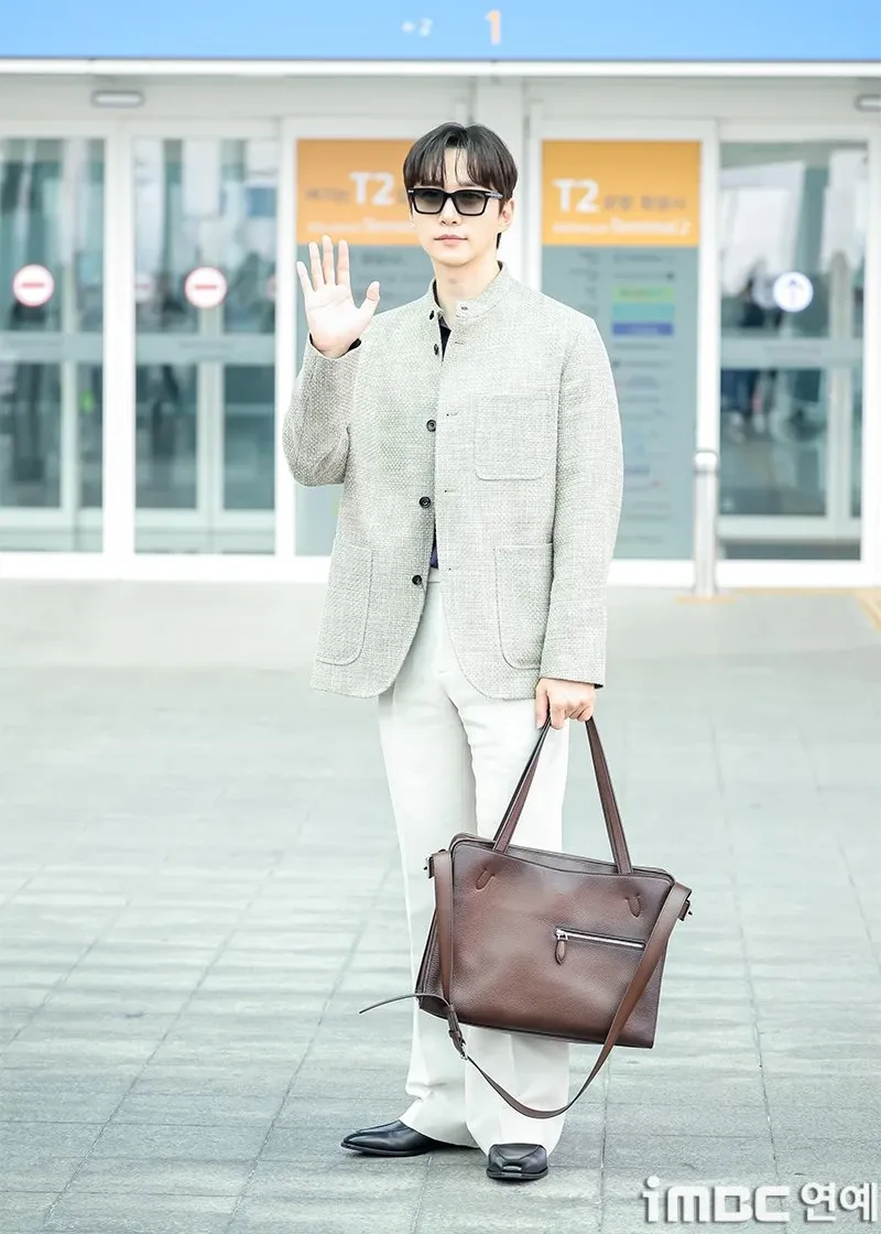 Foto kegiatan terbaru dari Lee Junho