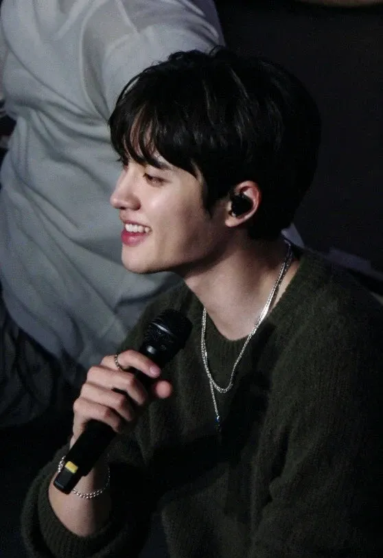 Latest photo of Doh Kyungsoo (D.O.)