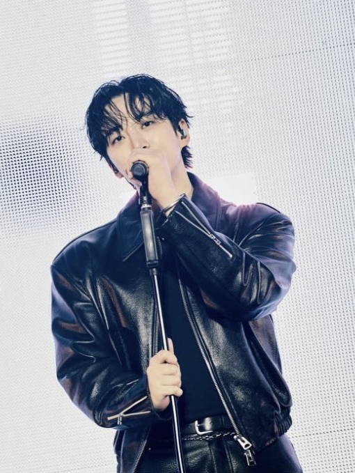 李俊昊的最新照片