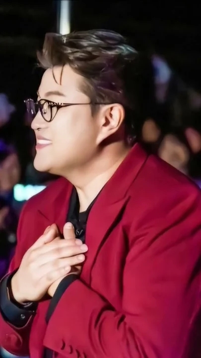 A moment captured by a fan of Kim Hojoong