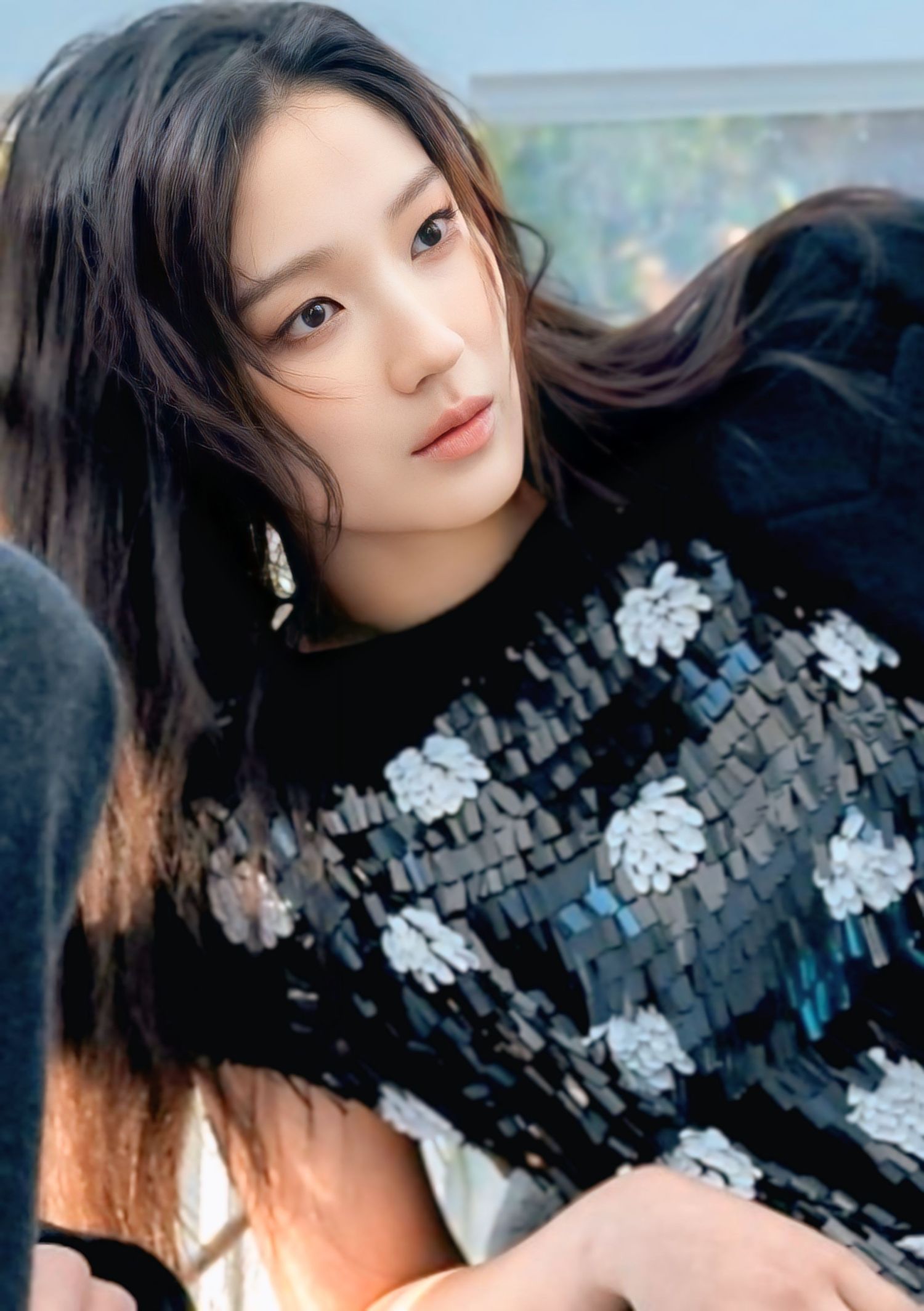 Recent activity shot of Kim Hyeyoon