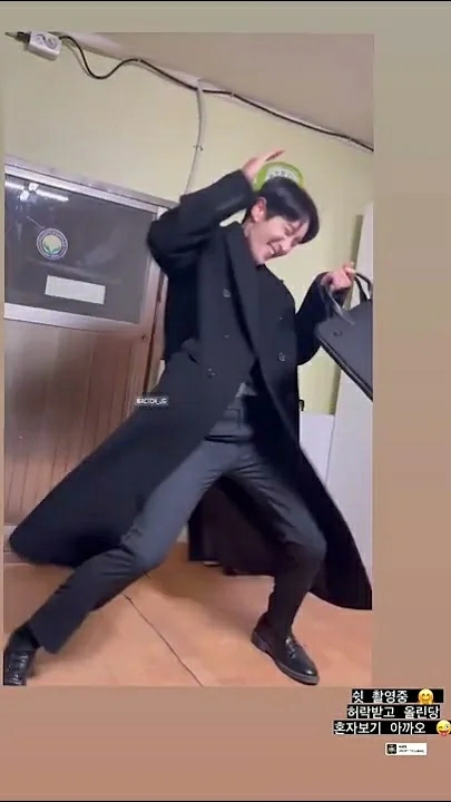 Latest photo of Lee Joongi