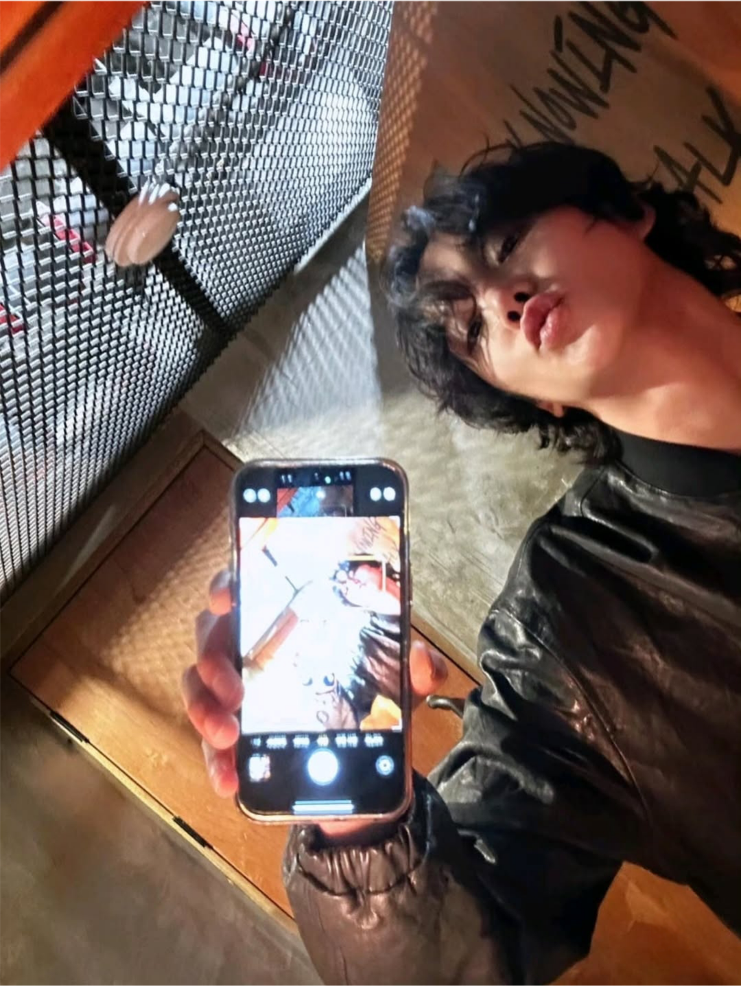 Cuplikan di balik layar dari Rowoon