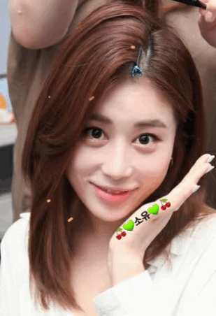 Cuplikan di balik layar dari Kim Soyou