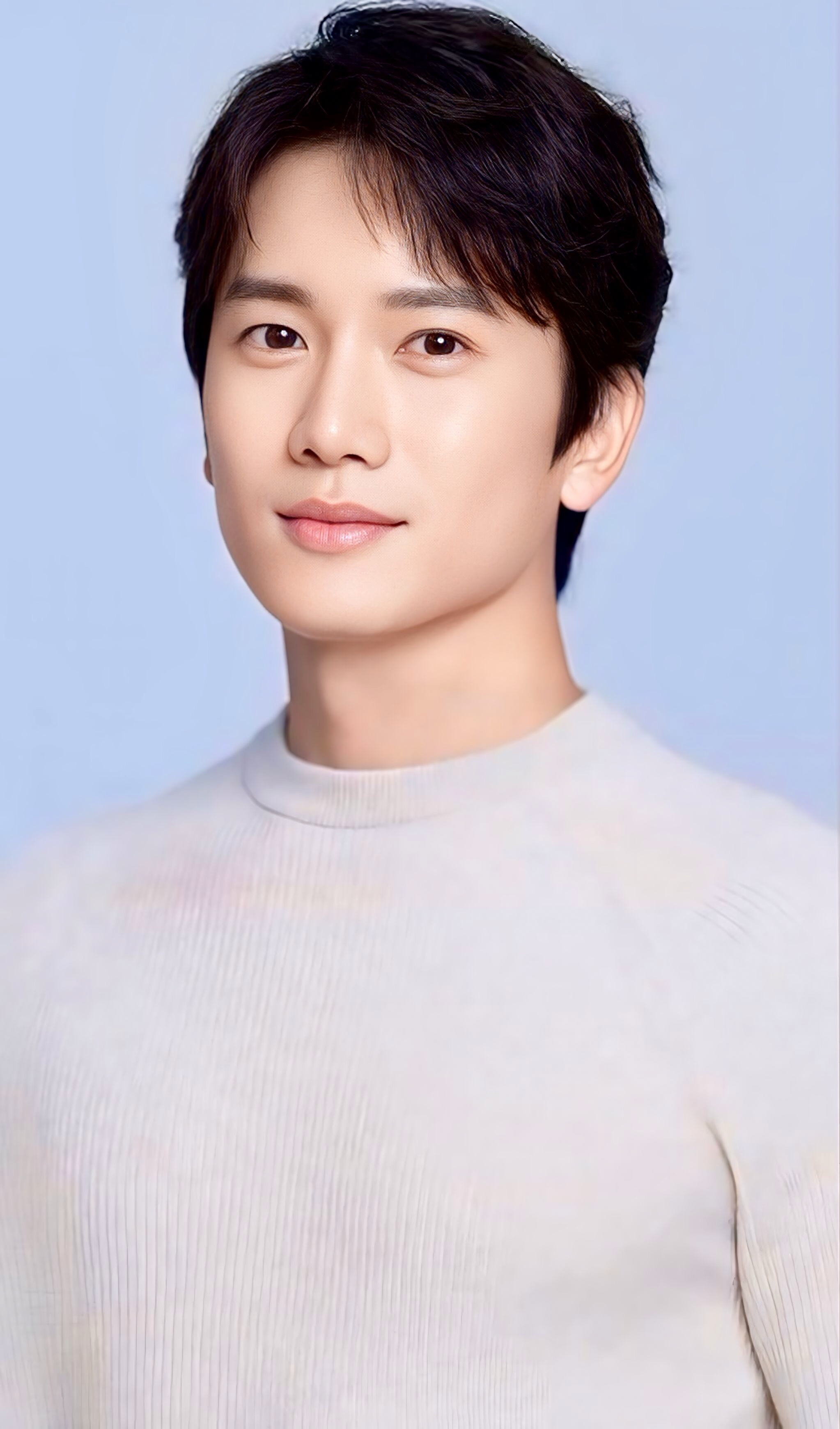 Recent activity shot of Ji Sung