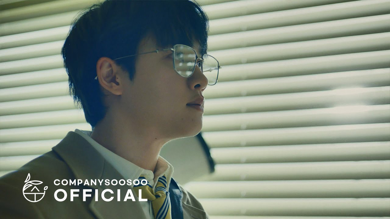 Behind-the-scenes cut of Doh Kyungsoo (D.O.)