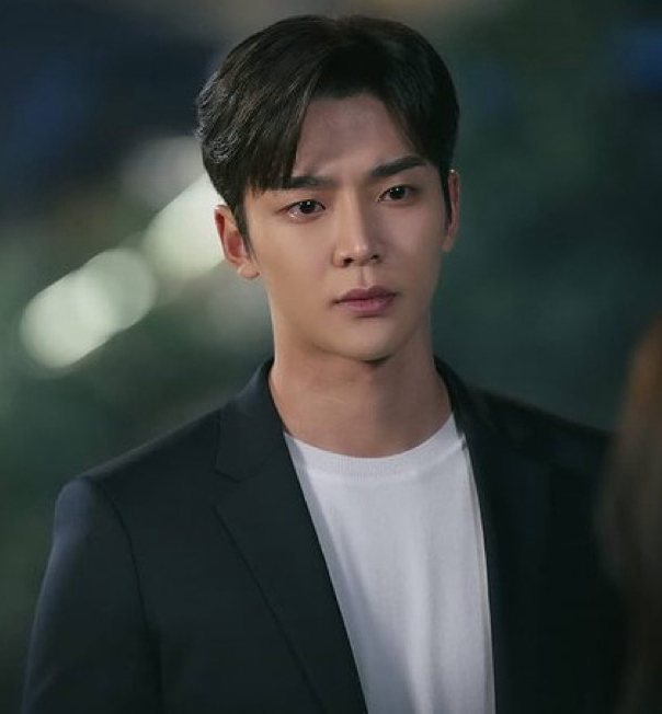 粉丝拍下的路云瞬间