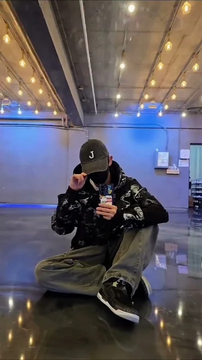 Momen yang diabadikan oleh penggemar Lee Joongi