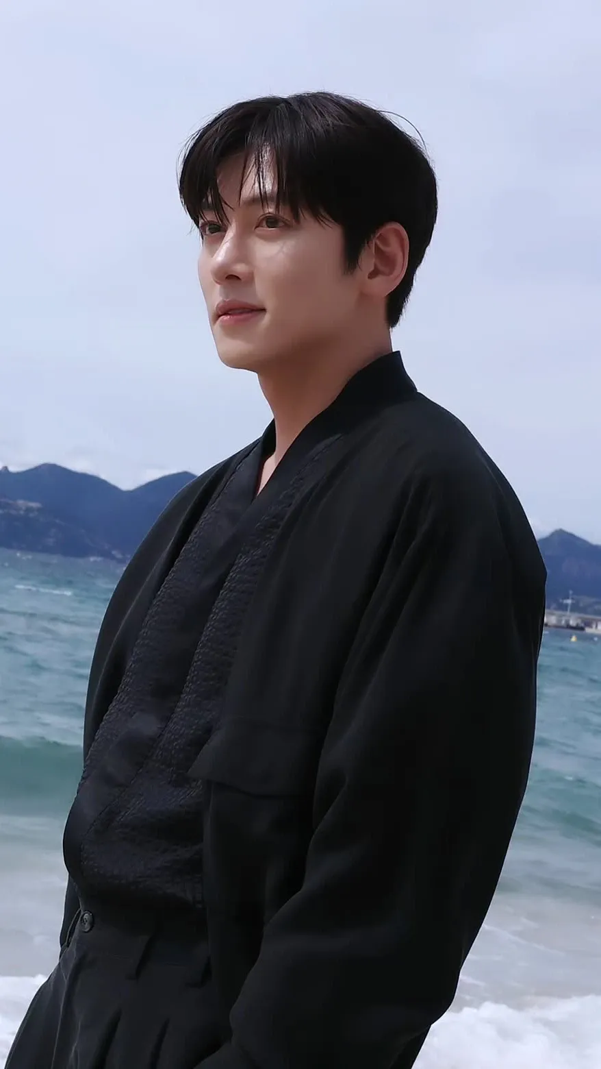 지창욱의 팬들이 직접 만든 특별한 배경화면