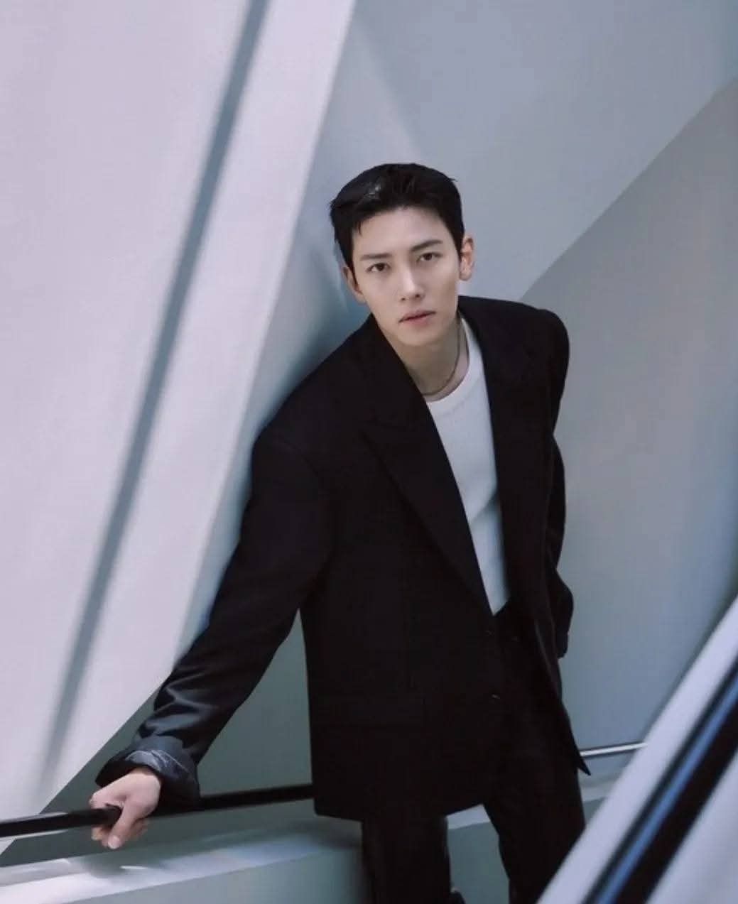 Latest photo of Ji Changwook