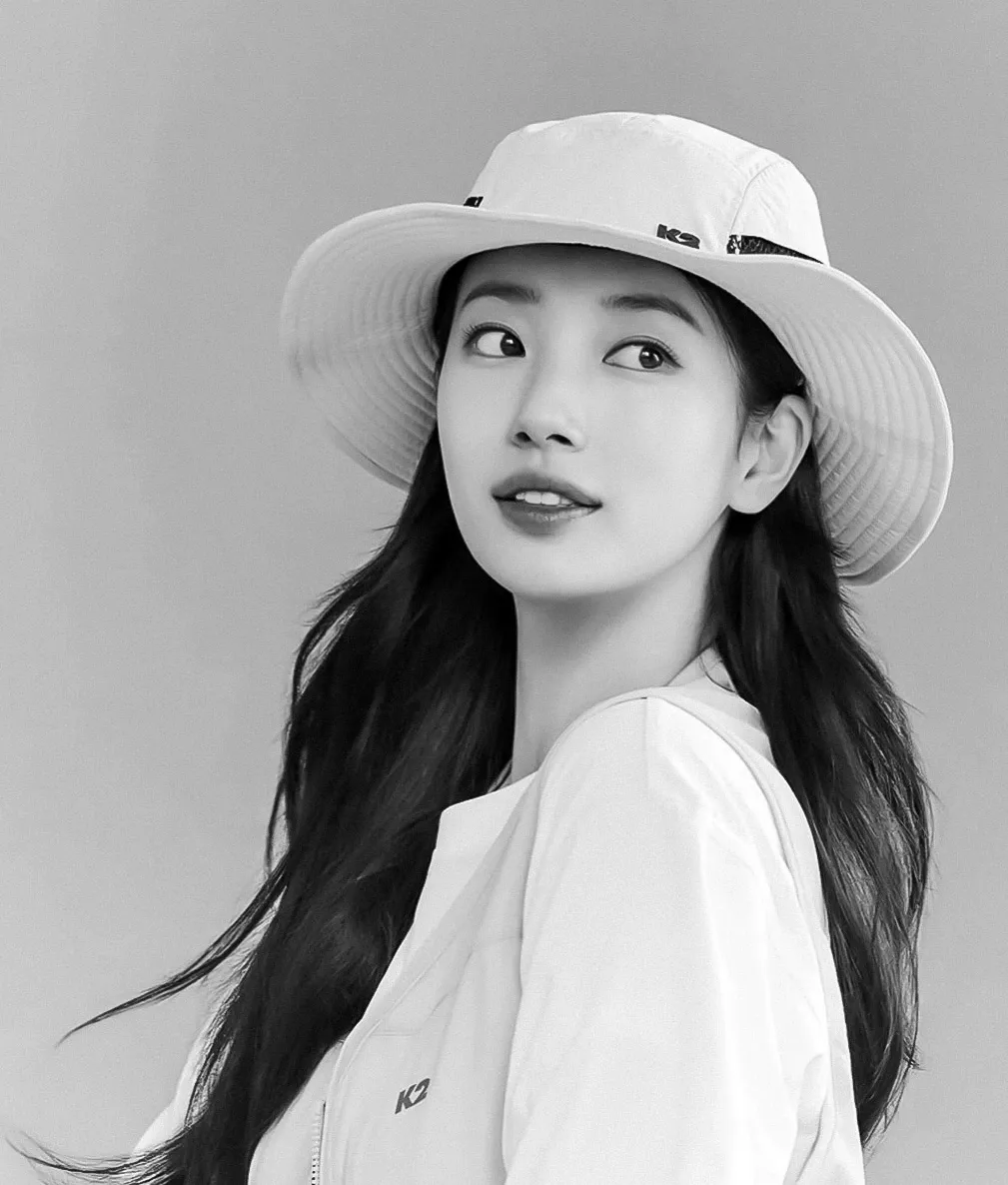 Recent activity shot of Bae Suzy
