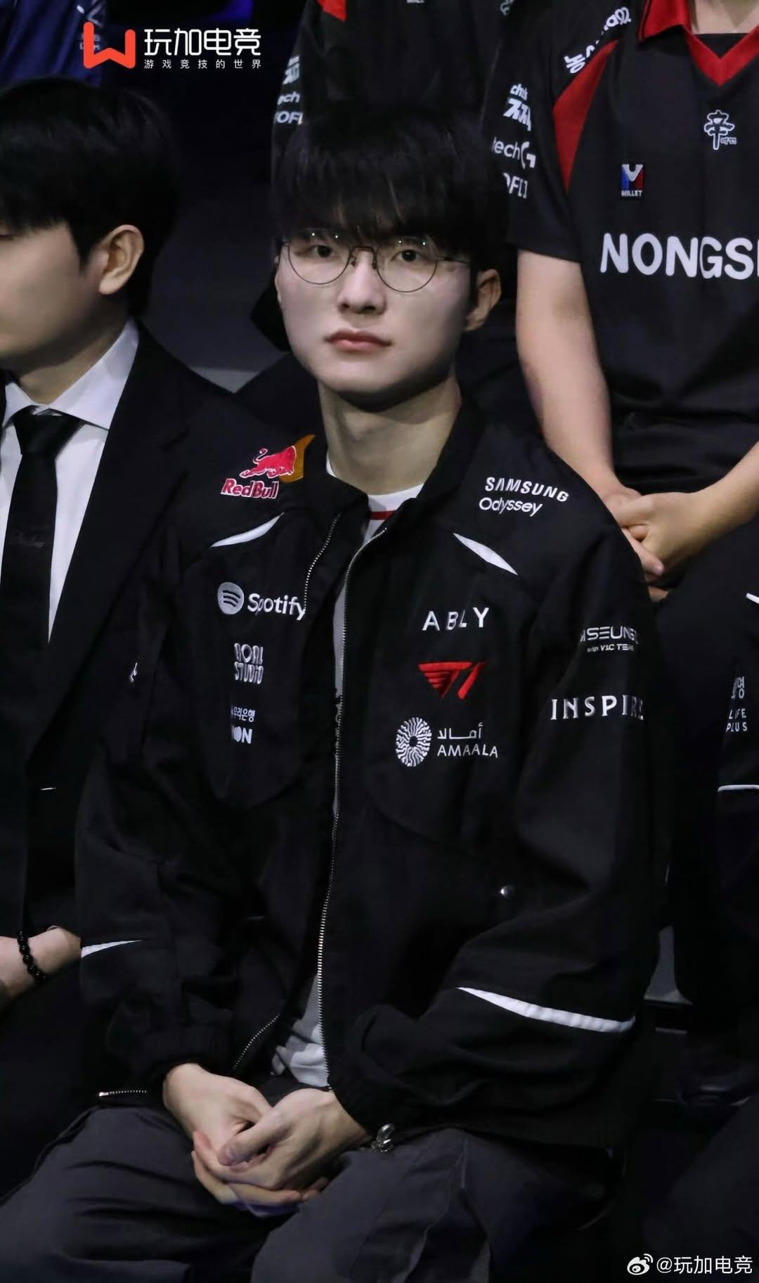 A moment captured by a fan of Faker