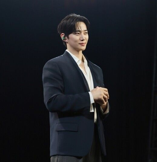 Foto terbaru dari Lee Junho