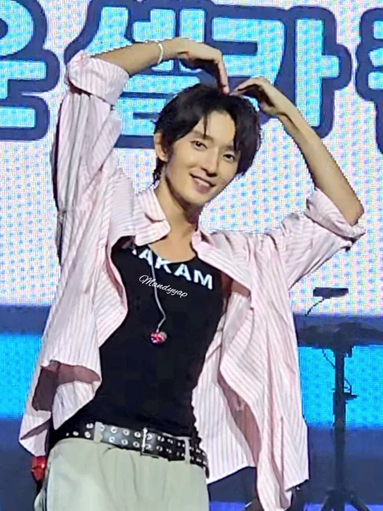 이준기 최근 활동샷