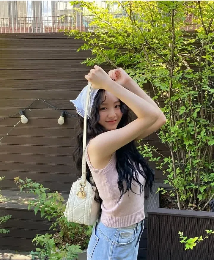 Latest photo of Cho Yihyun