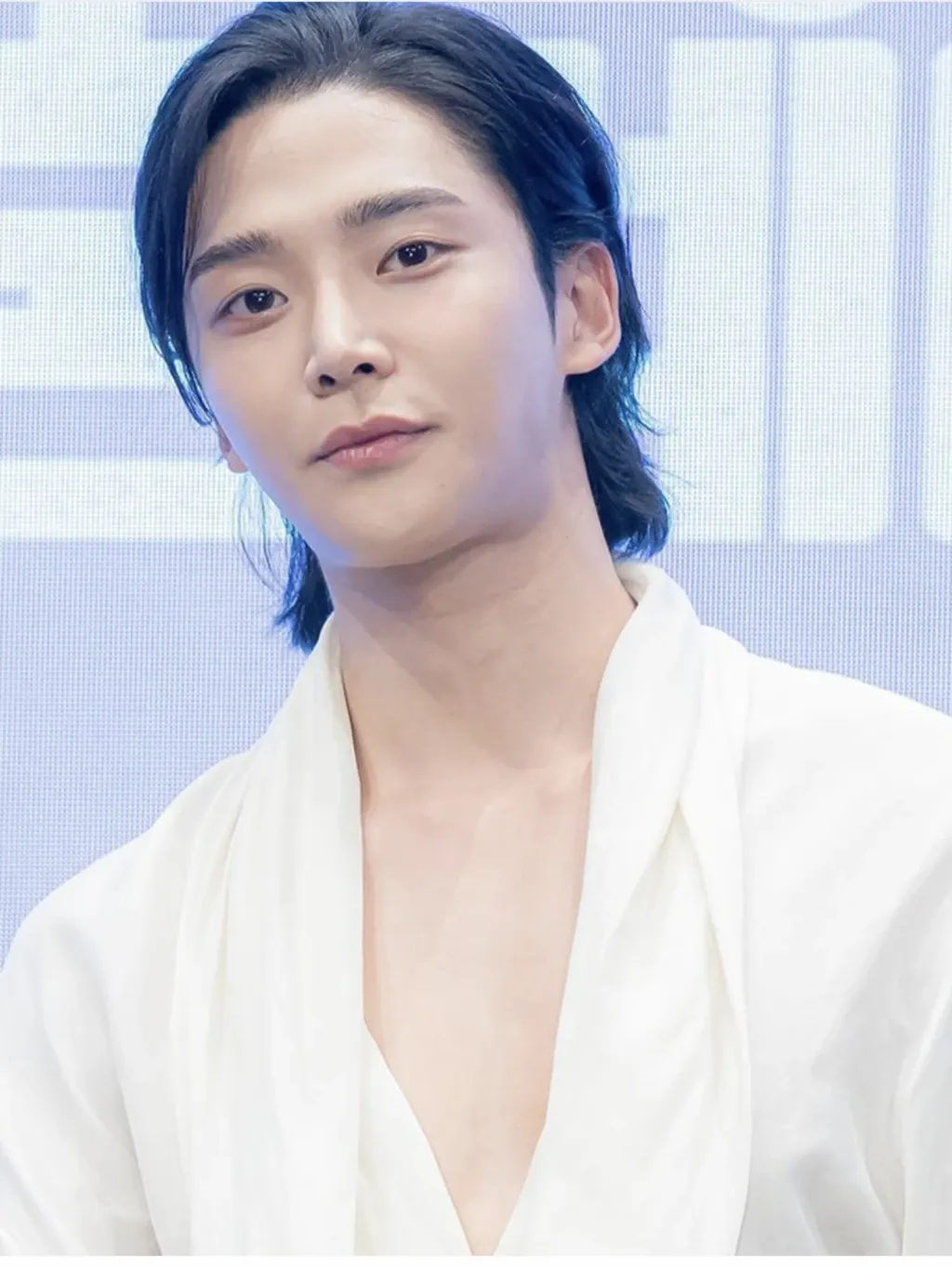 Foto terbaru dari Rowoon