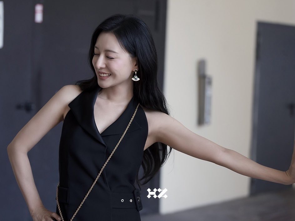 粉丝拍下的金智媛瞬间