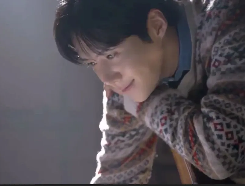 Behind-the-scenes cut of Kim Seonho