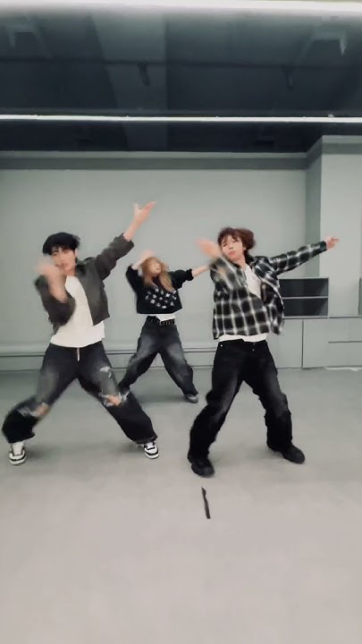 Emotional wallpaper shared by fans for BADA