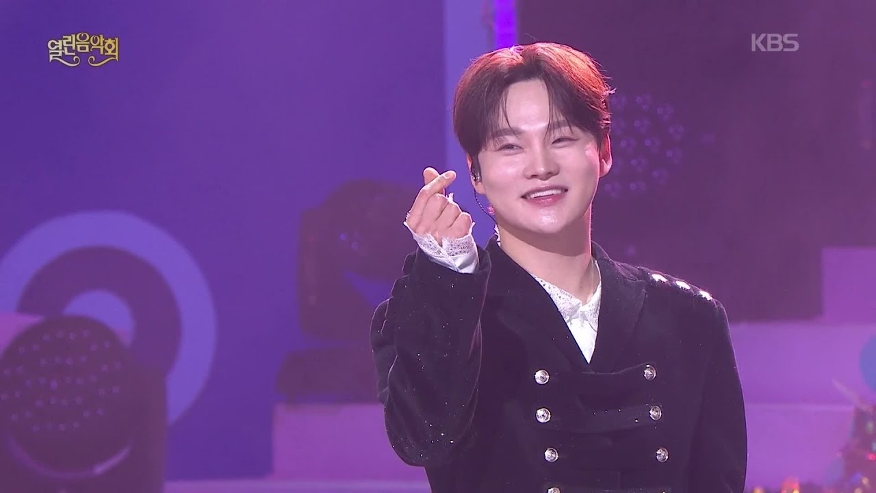 박서진 최근 활동샷