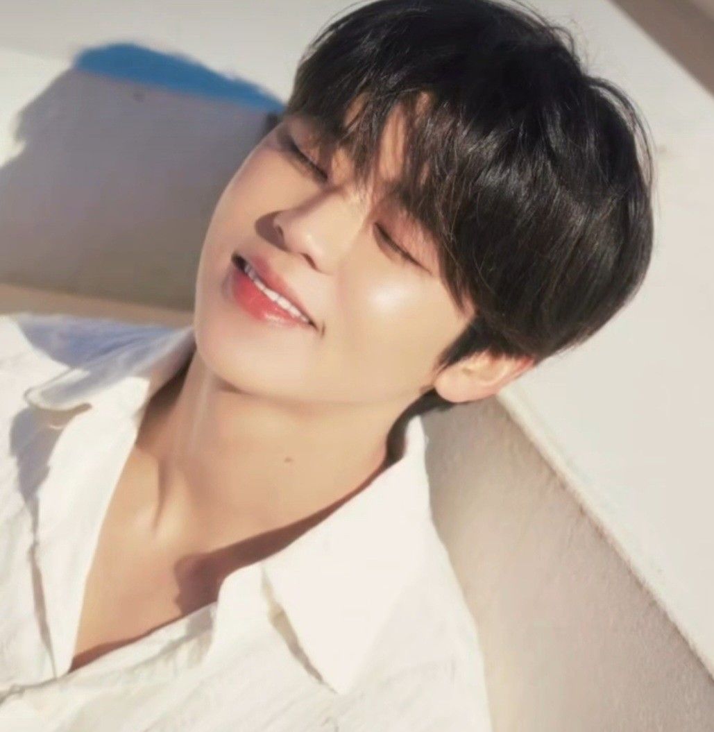 A moment captured by a fan of Park Jihyeon