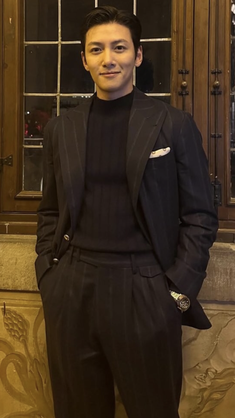 Representative background image loved by Ji Changwook fandom