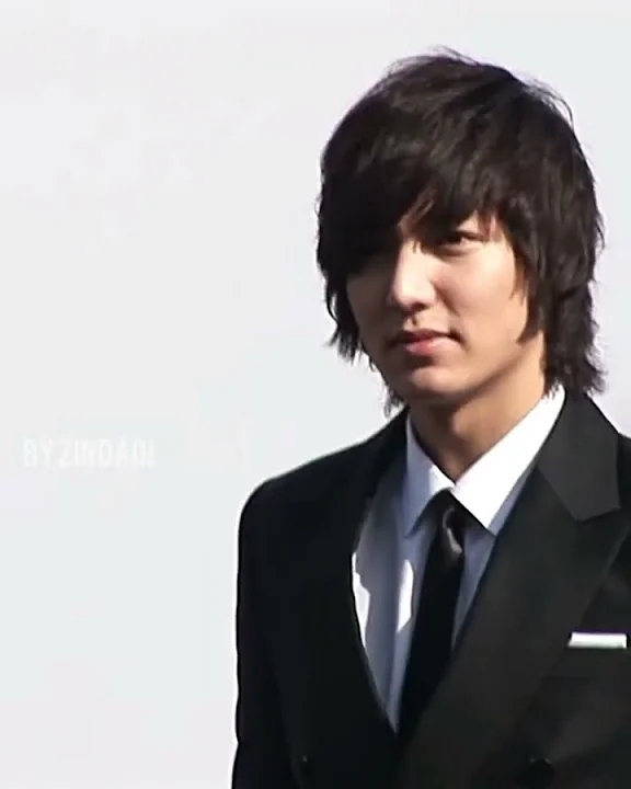 Behind-the-scenes cut of Lee Minho