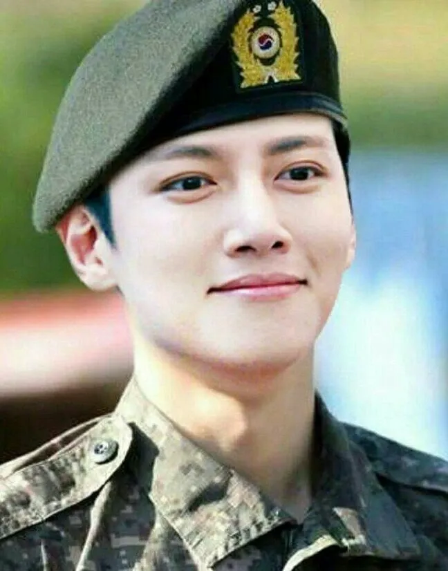 池昌旭的最新照片