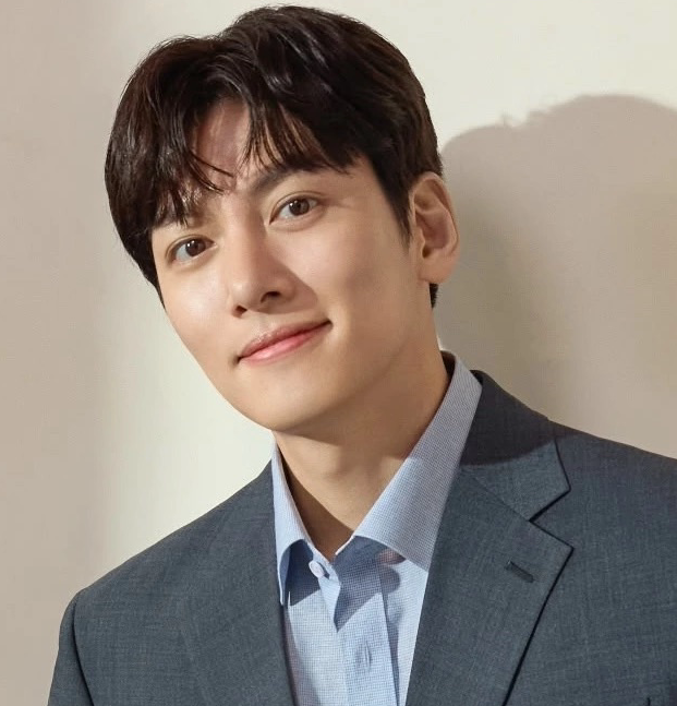 지창욱의 최신 사진