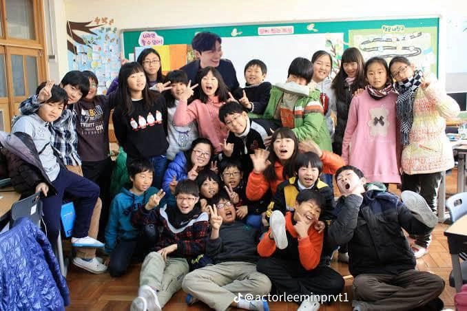 イ・ミンホのビハインドカット