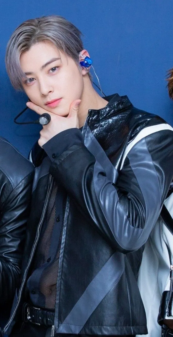 Representative background image loved by Cha Eunwoo fandom