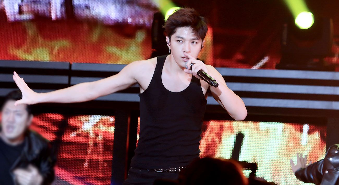 Latest photo of Kim Myungsoo (L)