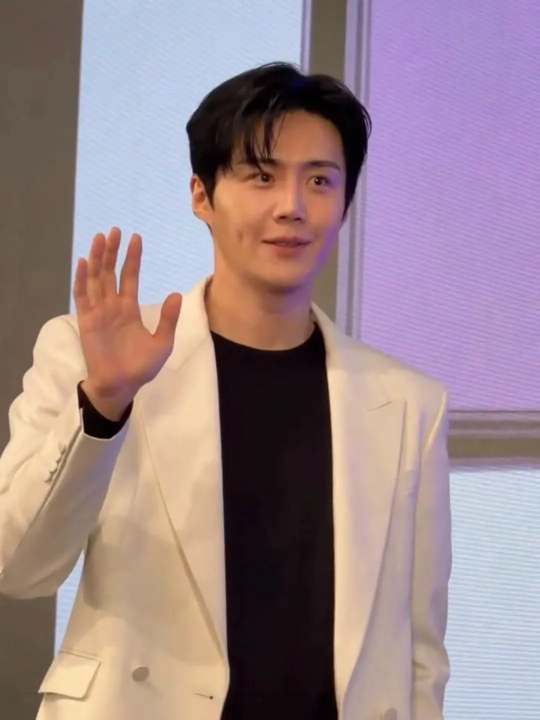 김선호의 비하인드 컷