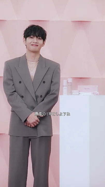 Today's popular wallpaper in Kim Taehyung (V) community