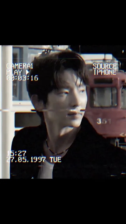 Emotional wallpaper shared by fans for Lee Joongi