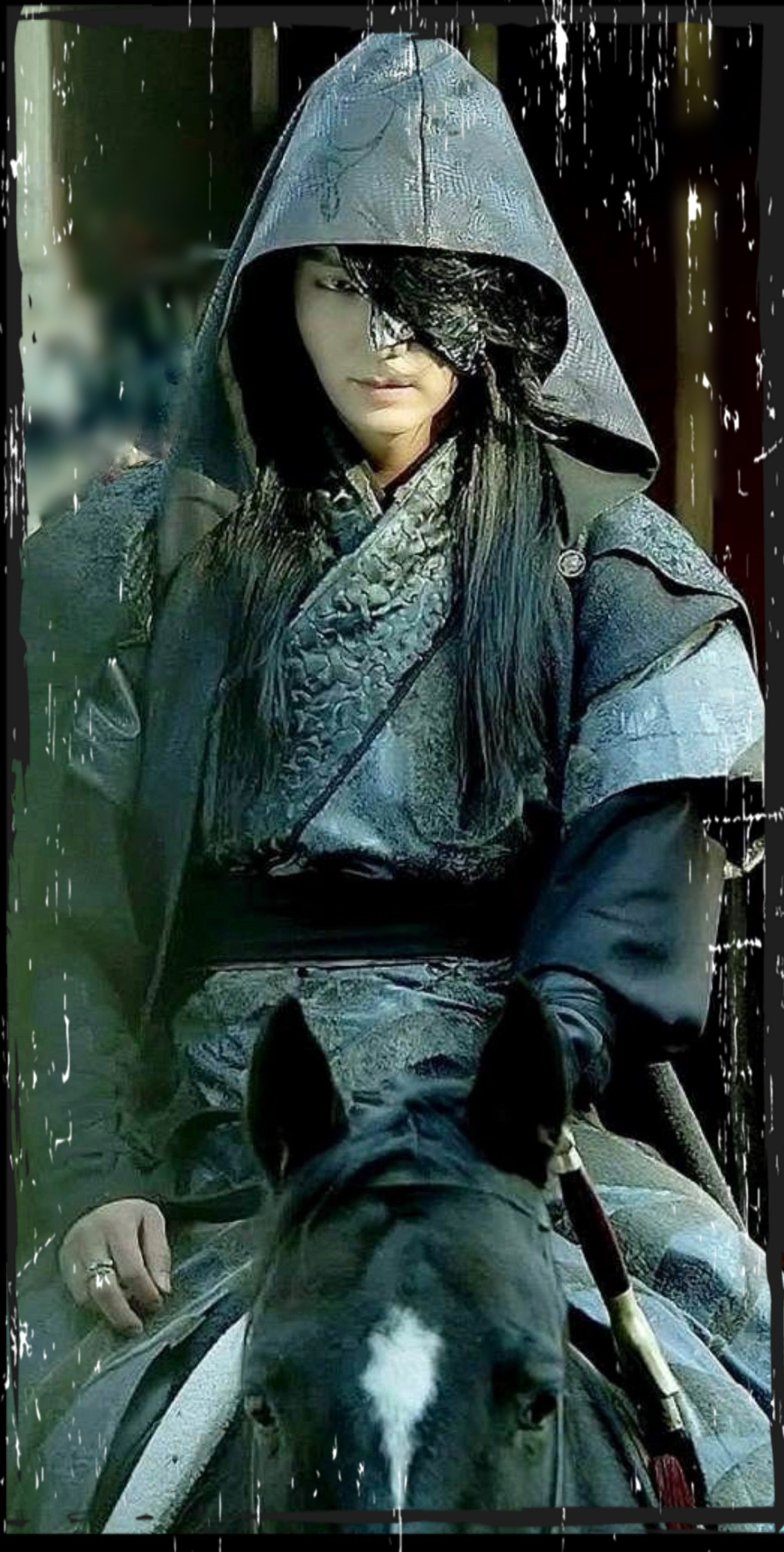 Behind-the-scenes cut of Lee Joongi